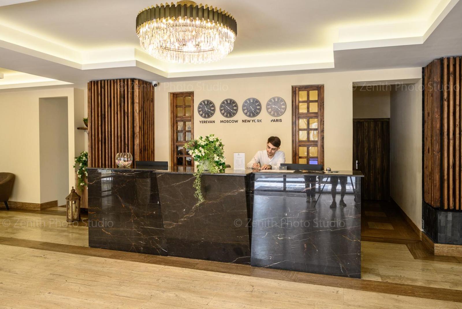 Nacho Hotel เยเรวาน ภายนอก รูปภาพ